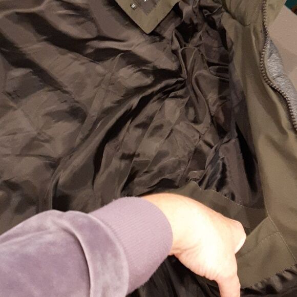 Outdoor Black and Gray Puffer Jacket - Picture 11 of 15